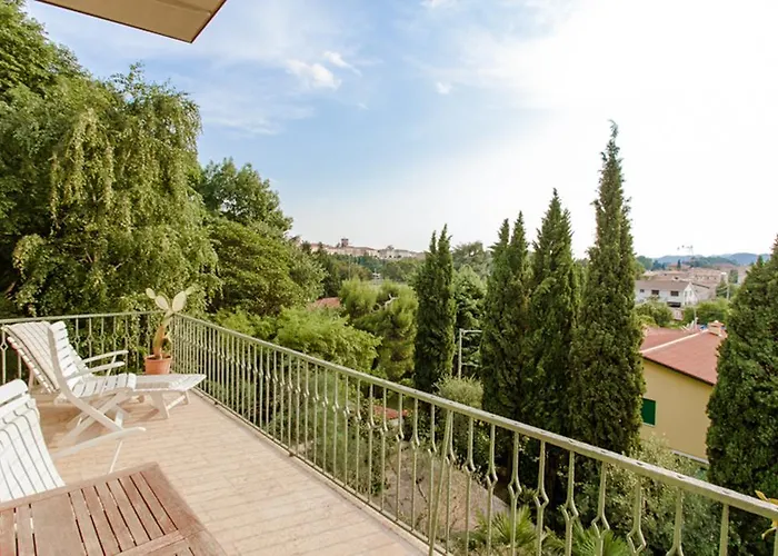 Tra' Monti Guest house 3*
